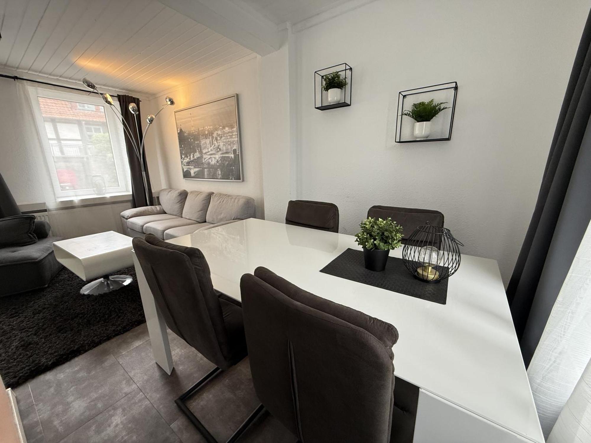 Fachwerkhaus Mit 2 Getrennten Schlafzimmern, Wohnzimmer Und Kueche Bückeburg Exterior foto